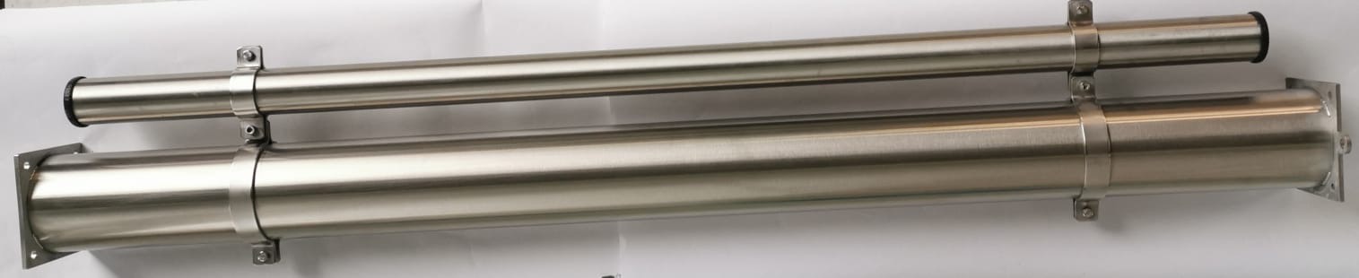 Pneumatic tube with cable channel